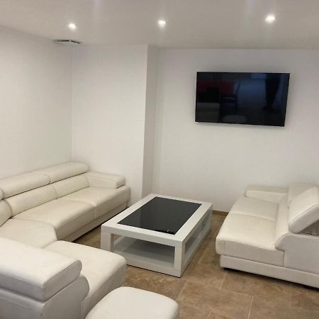 Mas Feuillade Logement Partage Nimes Ngoại thất bức ảnh